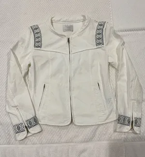 Zara White Textured Zip-Front Jacket with Patterned Trim thumbnail 1