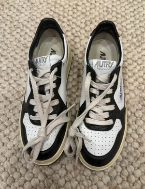 Autry Medalist Sneakers Multiple Size 7.5 thumbnail 1