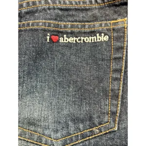 Abercrombie‎ Low Rise Vtg Y2K Frayed Hem Jean Shorts Womens Size 12 thumbnail 6