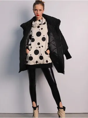 Oversized Cream Pullover with Black Polka Dots Size M thumbnail 2