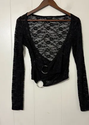 Outcast Black Sheer Floral Lace Ring Detail Long Sleeve Crop Top Women’s Medium thumbnail 1