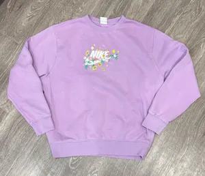 Nike Unisex Floral Embroidered Crewneck Sweatshirt Lavender Purple Large Cottage thumbnail 1