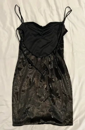 Lucy in the Sky kendall velvet dress in black shimmer thumbnail 8