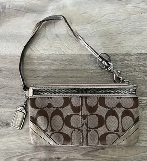 AUTHENTIC COACH KHAKI SIGNATURE AND BROWN SUEDE BEADED WRISTLET wallet Pouch thumbnail 1
