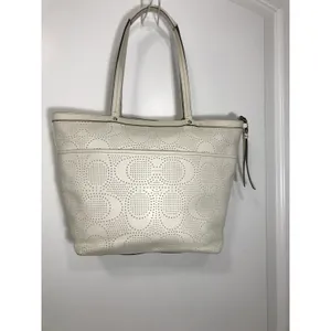 Coach Signature Stripe Perforated Leather Shoulder Bag Tote EUC thumbnail 2