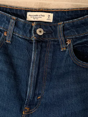 The 90s Relaxed Abercrombie Jeans thumbnail 3