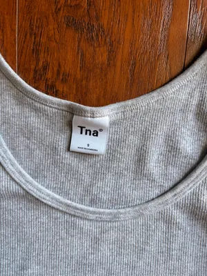 Aritzia TNA Top Crop thumbnail 3