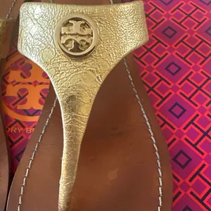 Tory Burch Cameron Gold‎ Leather Sandals 9.5 thumbnail 12