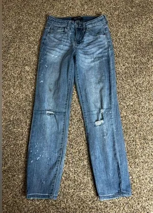 JUDY BLUE Jeans Shredding Up My Life Relaxed Fit Distressed Style JB8273MD 26 thumbnail 1