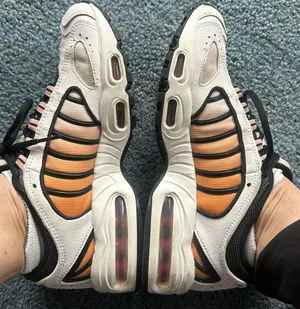Nike Air Max size 9 euc no signs of wear thumbnail 1