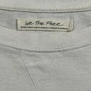 We The Free Free People Top Womens XS‎ White Long Sleeve Relaxed Ribbed Hem thumbnail 2