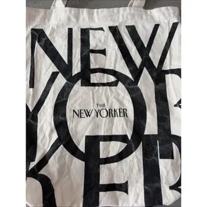 The New Yorker Magazine Tote Bag 15” Canvas Shopping Fun Chic Reusable thumbnail 3