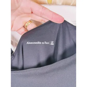 Abercrombie & Fitch One Shoulder Traveler Mini Dress Size M Tall Black Going Out thumbnail 4