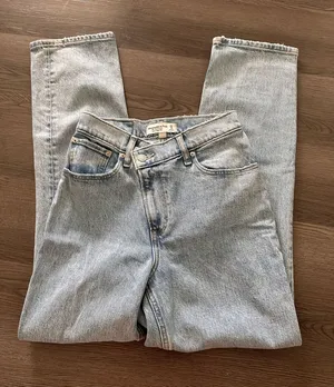 Abercrombie & fitch cross over 90s straight curve love jeans thumbnail 1