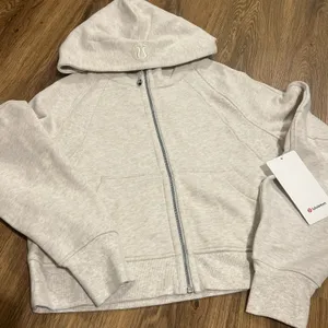 Lululemon Scuba Oversized Full-Zip Hoodie thumbnail 2