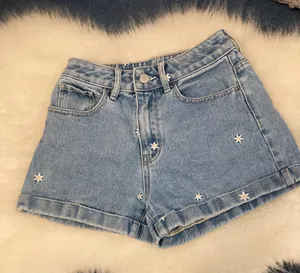 PacSun Shorts thumbnail 1