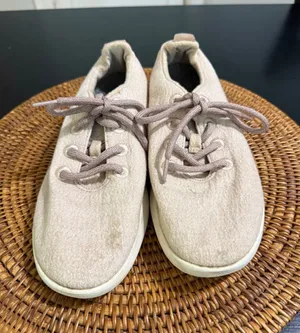 Allbirds Wool Runners Cream Beige Sustainable Sneakers Womens Size 9 WRW9 thumbnail 1