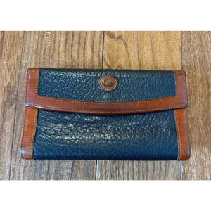Dooney & Bourke pebbled vintage black and brown leather wallet medium thumbnail 3