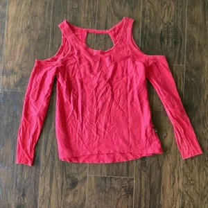 Splits 59 cold shoulder long sleeve top thumbnail 3