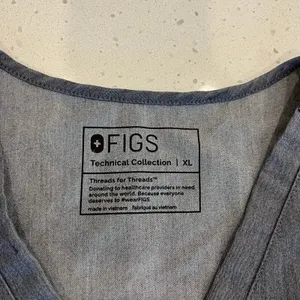 FIGS Graphite Scrub Set Catarina Top and Yola Scrub Bottoms Size XL‎ thumbnail 4