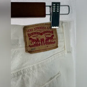 Levi’s‎ 501 White Distressed Button Fly Jeans Size 32 EUC thumbnail 7