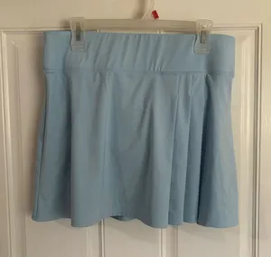 Large Tommy Bahama Light Blue Golf & Tennis Side Pleated Pull-On Skort. thumbnail 1