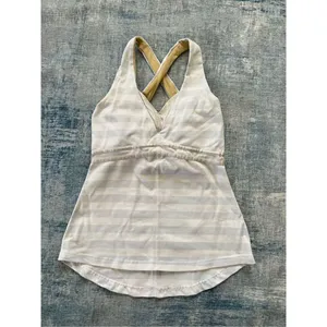 Lululemon Action Pale Blue White Silver Athletic Tank Top Size 4 thumbnail 5