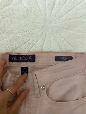Gloria Vanderbilt Blush Pink Cropped Women's Jeans thumbnail 2