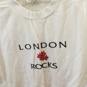 FINAL MARKDOWN Ladies short sleeved tee small White thumbnail 2