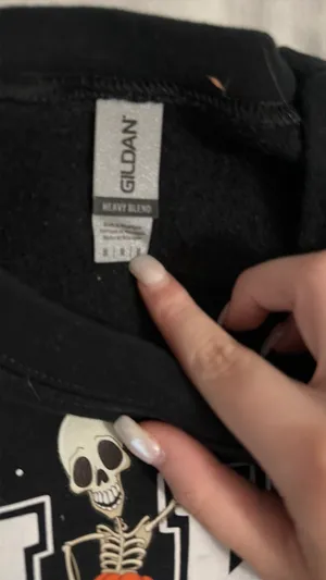 Sweatshirt thumbnail 2