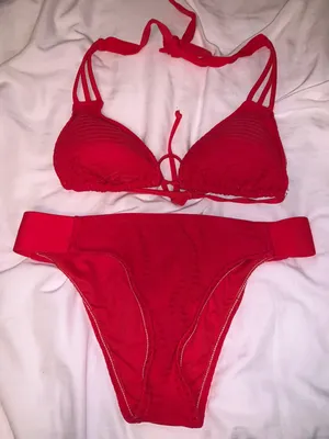 Two Piece Swimuit Size M thumbnail 1
