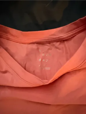 Classic Crew Neck Women's T-Shirt - Coral Pink thumbnail 2