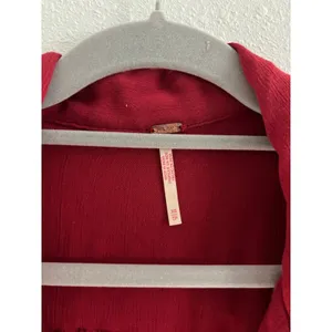 Free People‎ Olivia Long Sleeve Top Womens XS Red Oversized Button Down Festive thumbnail 5