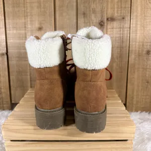 Cushionaire Memory Foam Faux Fur Trimmed Hiking Winter Boots Size 9.5 NWOT thumbnail 3