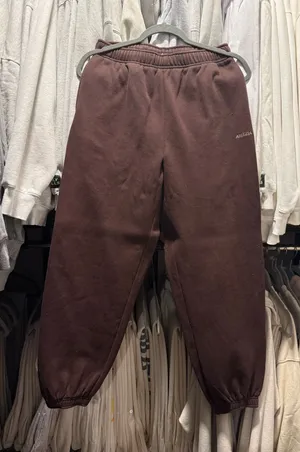 Aritzia Mega Sweatpants thumbnail 1