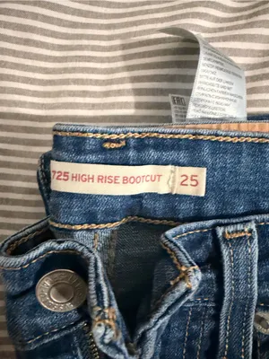 Levi’s High rise Bootcut thumbnail 2