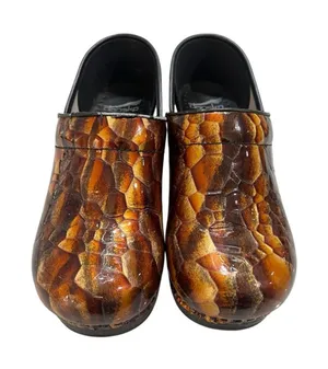 Dansko Tiger's Eye Professional Clogs Size 38 Patent Leather Finish Casual Brown thumbnail 1