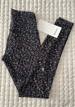 Lululemon Wunder Train HR Tight 28” leggings size 4 thumbnail 1