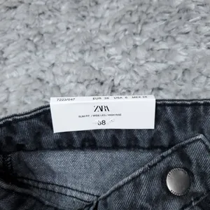 Zara Signature 90s Wide Leg Jeans Gray Denim High Rise US Size 6 EU 38 Slim Fit thumbnail 6