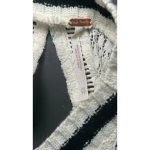 Free People Lace‎ Peplum Top XS Cream Black Trim Keyhole Back Sleeveless Boho thumbnail 5