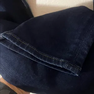 Hudson Women's Dark Blue Collin Mid-Rise Skinny Jean - Size 30 thumbnail 16