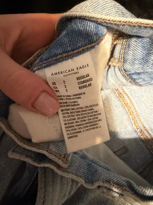 American Eagle 90s Boyfriend Jeans Distressed thumbnail 3