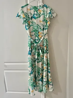 Vine Tree Tropical Wrap Maxi Dress in Size Large thumbnail 7