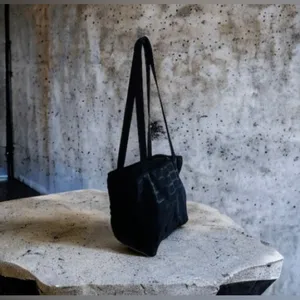 Laura Ashley diaper bag black stamped Laura Ashley everywhere with 2 pockets thumbnail 4