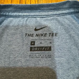 nike drifit shirt thumbnail 2