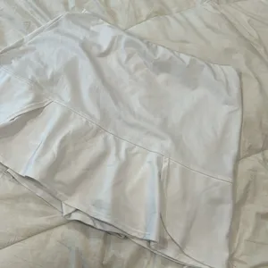 Tail Active White Tennis Skort Size XS‎ thumbnail 3