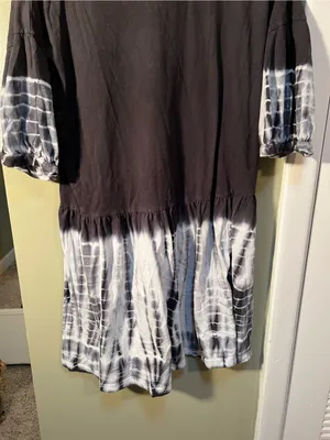 Talulah Women’s Size Small T-Shirt Dress Gray White Tie Dye Short Sleeve Mini thumbnail 7