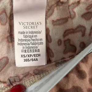 Victoria's Secret animal print boxer sleep shorts size XS thumbnail 4