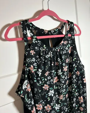 Torrid 2X  sleeveless top thumbnail 2