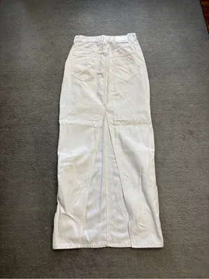 Aritzia Denim Forum The '90s Pencil Maxi Denim Skirt White Women’s thumbnail 5